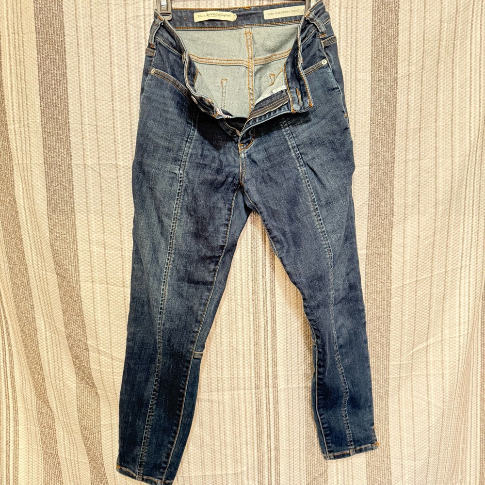 Pilcro and the Letterpress Indigo Skinny Jeans
